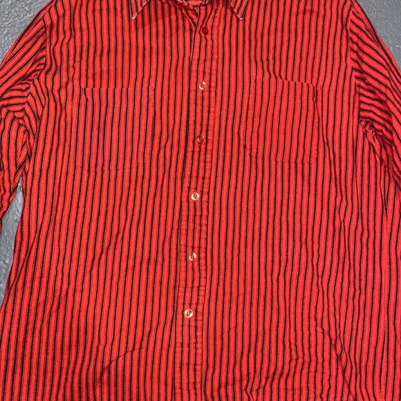 Striped shirt. - Picture 2 of 4